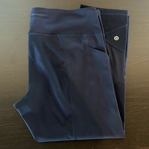Lululemon Pace Rival Mid Rise Crop -Navy Sz 12